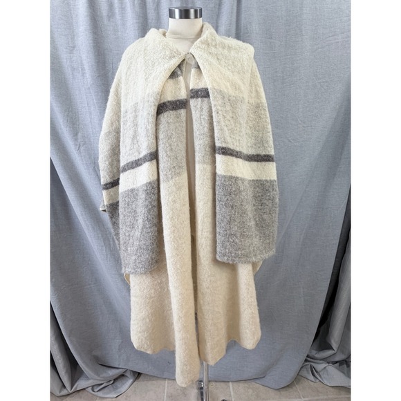 Vintage Hilda Ltd Icelandic Wool Poncho Cape Built-In Scarf Ivory Gray One Size
